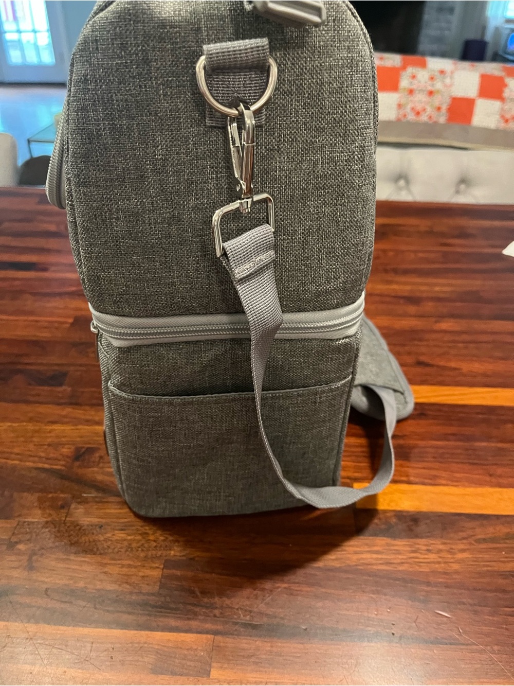 Momcozy Baby Bottle Bag/Breastmilk Cooler Bag - Picture 8 of 8